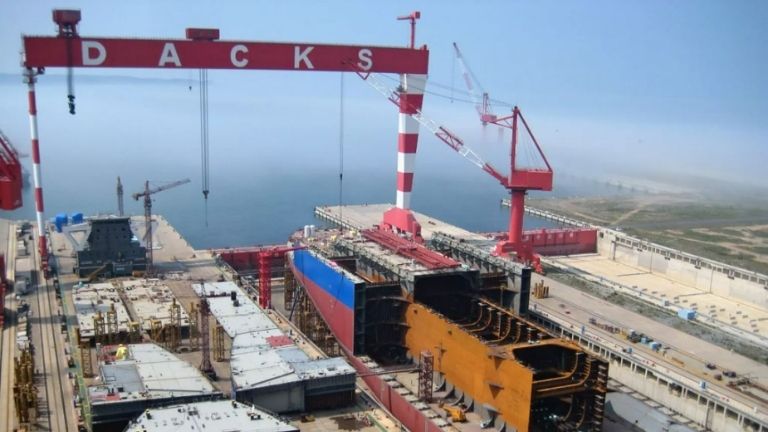 China amplia capacidade de estaleiros e cria risco de superoferta global na construção naval